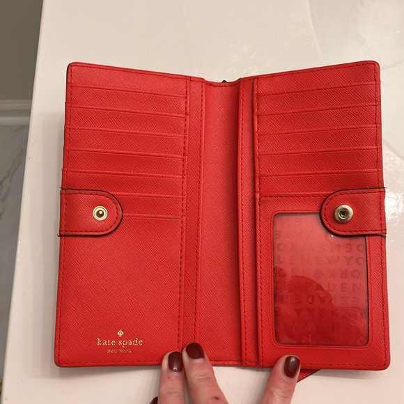 Kate Spade Wallet - Picture 4 of 4